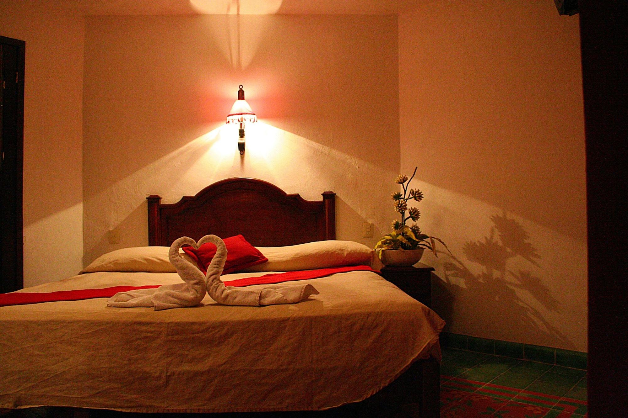 La Aurora Hotel Colonial Valladolid  Ngoại thất bức ảnh
